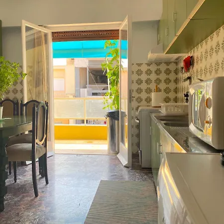 Happy Place! Big, Bright & - Ideal For Families And Groups Of Friends Patras