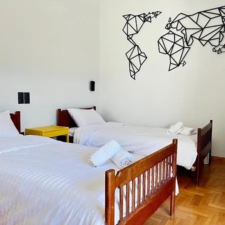 Happy Place! Big, Bright & - Ideal For Families And Groups Of Friends