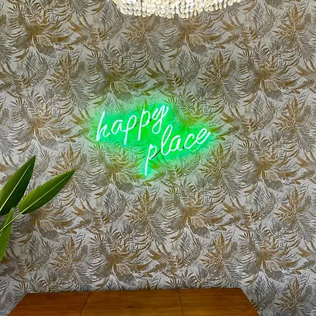 Happy Place! Big, Bright & - Ideal For Families And Groups Of Friends Apartment *