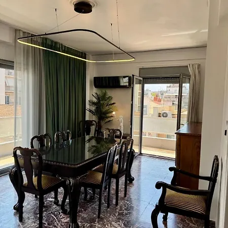 Happy Place! Big, Bright & - Ideal For Families And Groups Of Friends Apartment