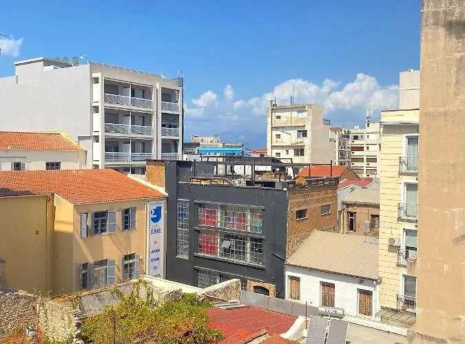 아파트 Happy Place! Big, Bright & - Ideal For Families And Groups Of Friends 파트라