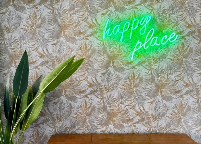 Happy Place! Big, Bright & - Ideal For Families And Groups Of Friends 아파트